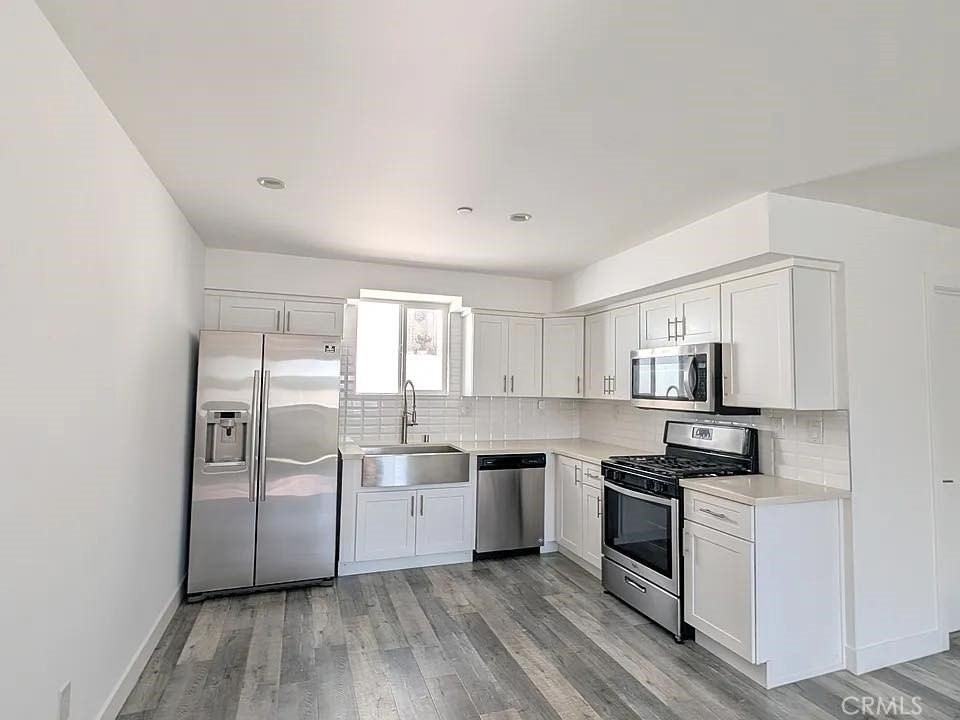 5645 Willowcrest 1/2 - Photo 3 of 14