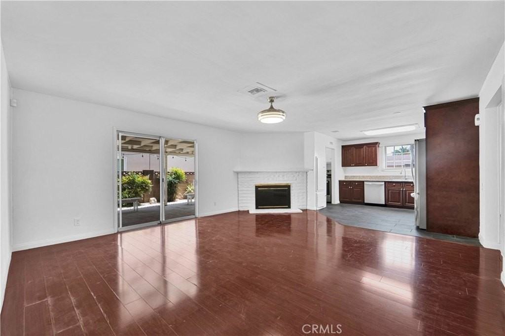 6656 Cleomoore Ave - Photo 7 of 28