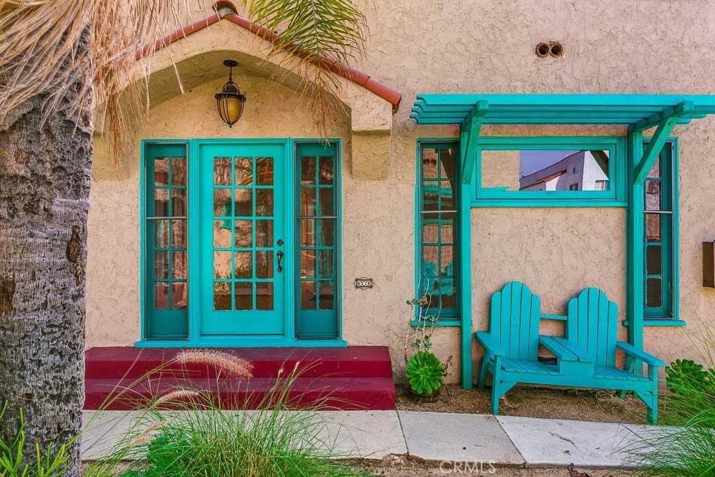 617 S Columbus Ave #A - Photo 2 of 9