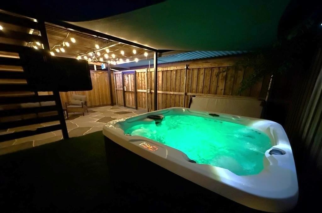 5912 Harvest Hill Rd - Photo 2 of 25