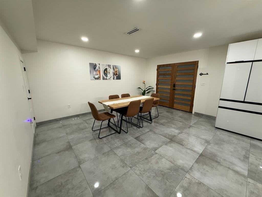 5912 Harvest Hill Rd - Photo 4 of 25