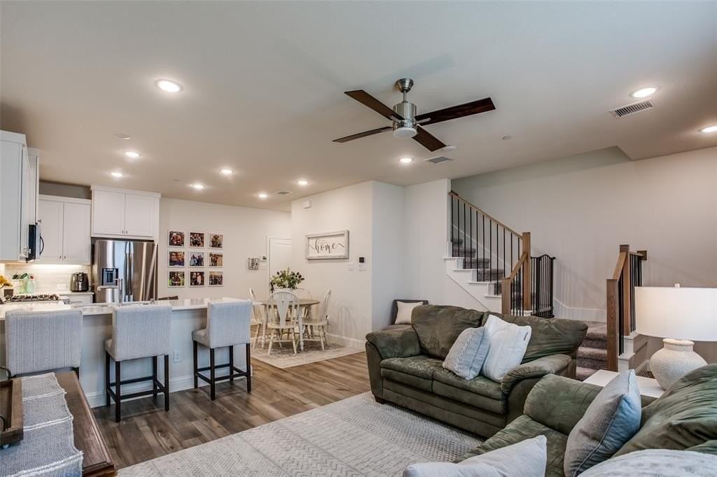 3504 Zellwood Ln - Photo 4 of 30