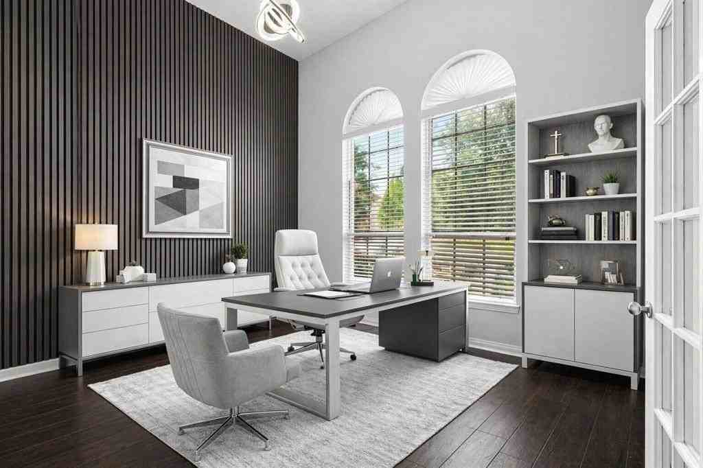 1817 Houghton Dr - Photo 5 of 40