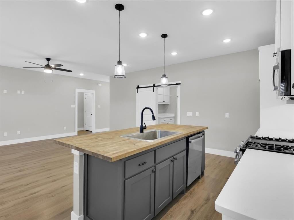 4905 Sweetbay Rd - Photo 6 of 26