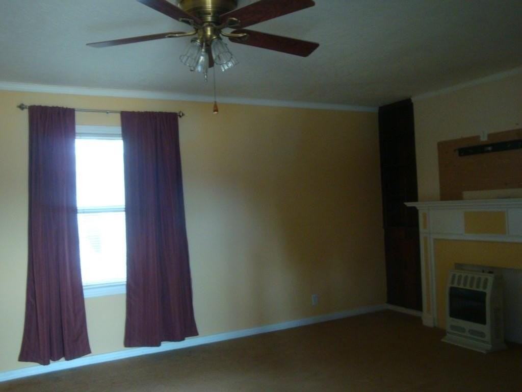 1801 Wilkinson Rd - Photo 5 of 9