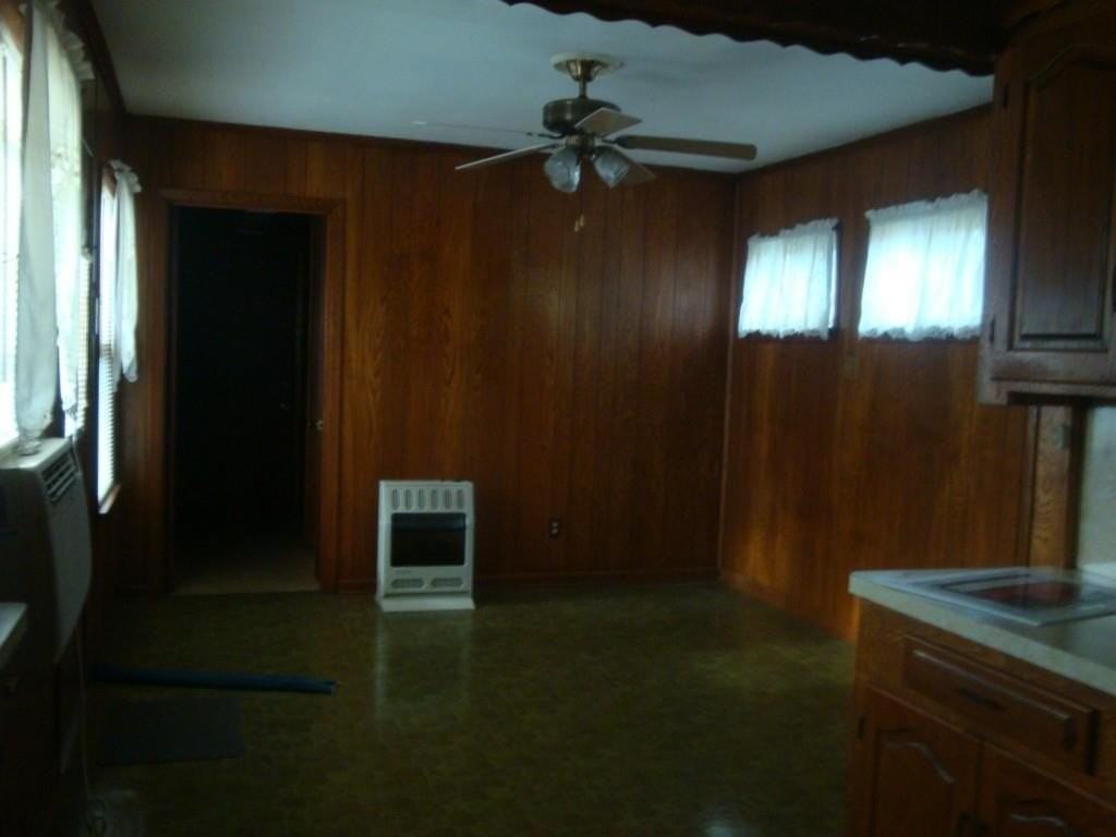 1801 Wilkinson Rd - Photo 7 of 9