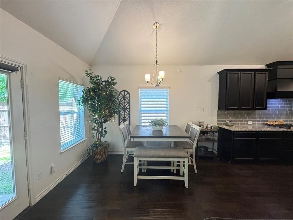 1020 Lake Sierra Way - Photo 5 of 25