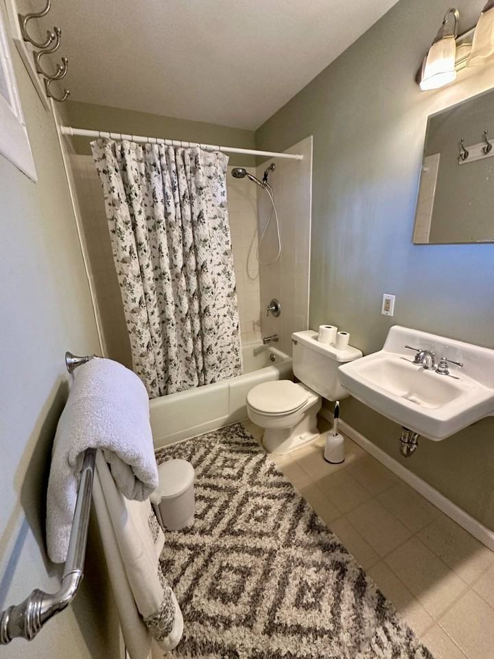 27 Center St #A - Photo 3 of 10