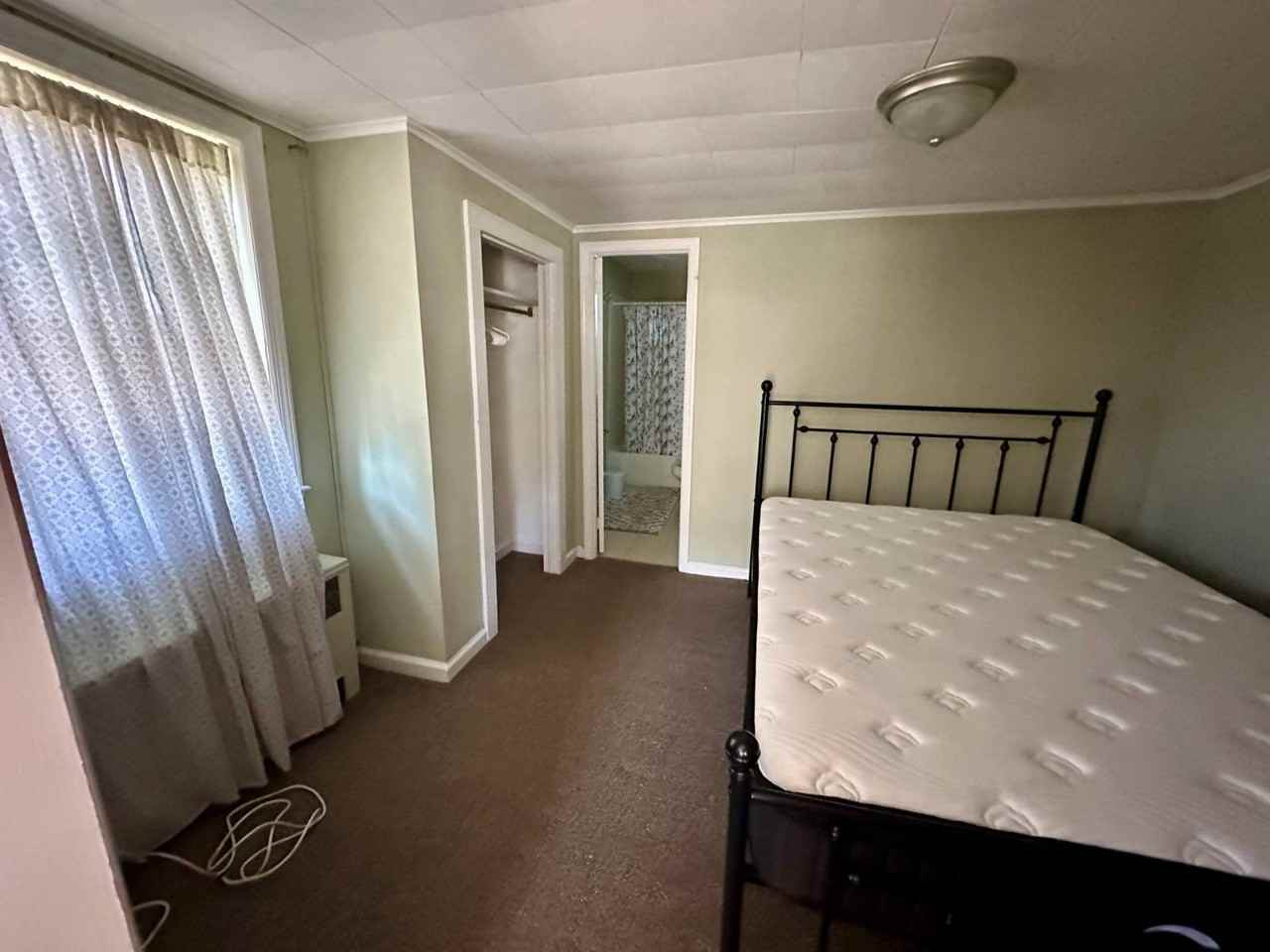 27 Center St #A - Photo 7 of 10