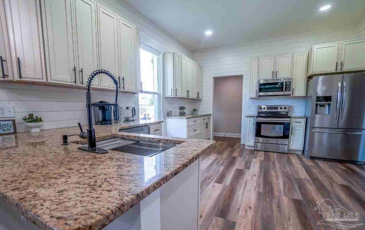 23 E Brainerd St - Photo 6 of 16