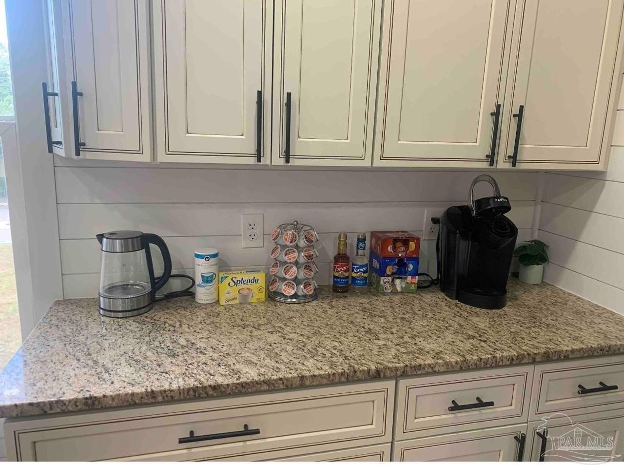 23 E Brainerd St - Photo 7 of 16