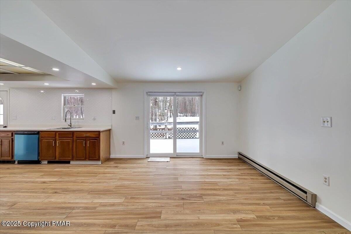 115 Daisy Dr - Photo 6 of 14