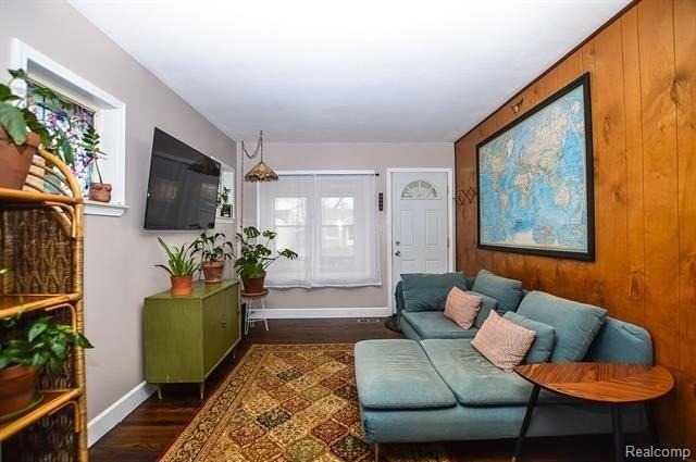 630 Ardmore Dr - Photo 5 of 15