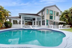 featured image of 11910 Osprey Point Cir