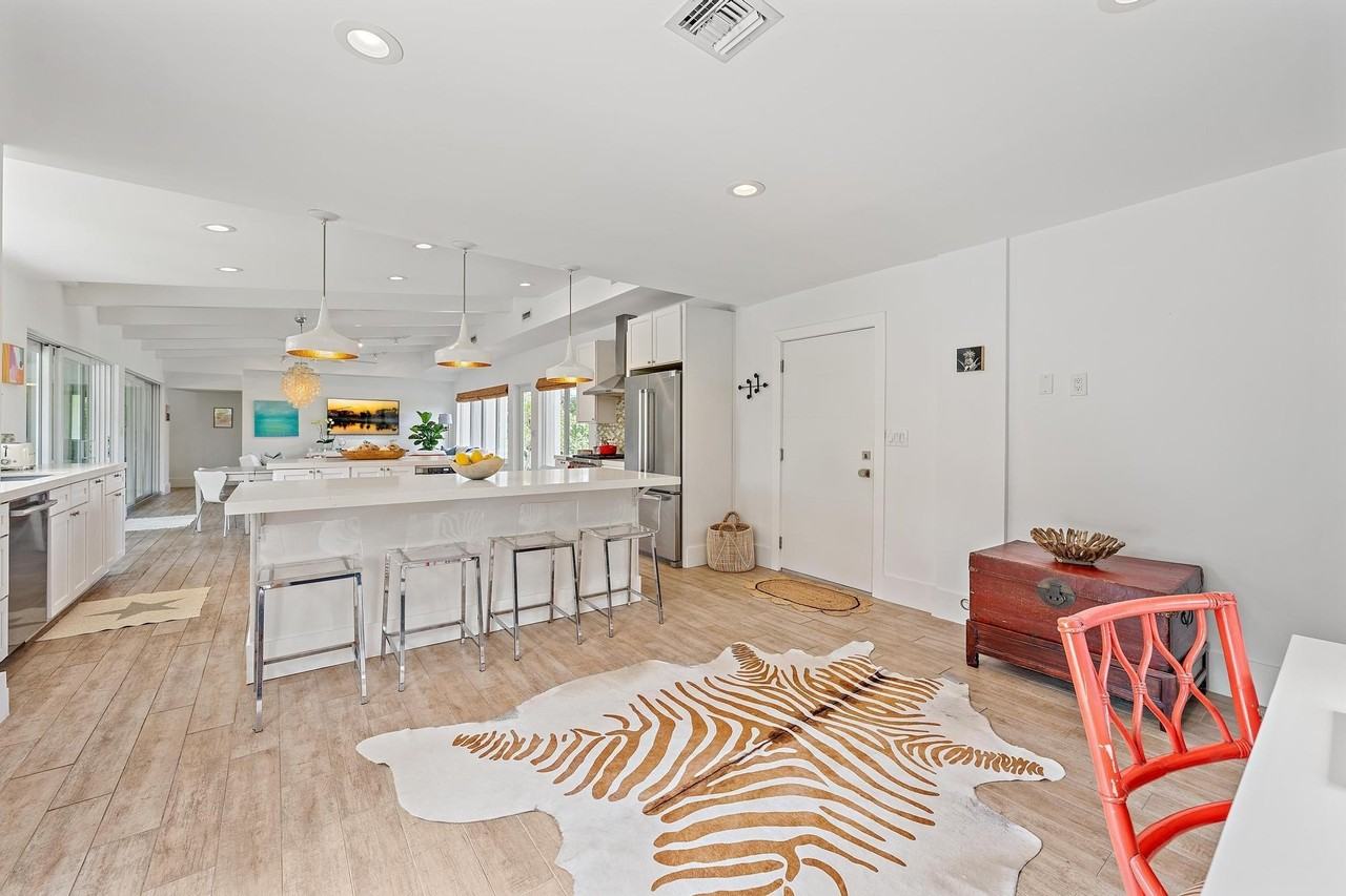 145 Beacon Ln - Photo 7 of 43