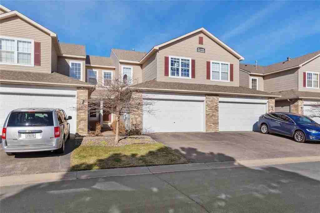 5125 Holly Ln N #2103 - Photo 4 of 38