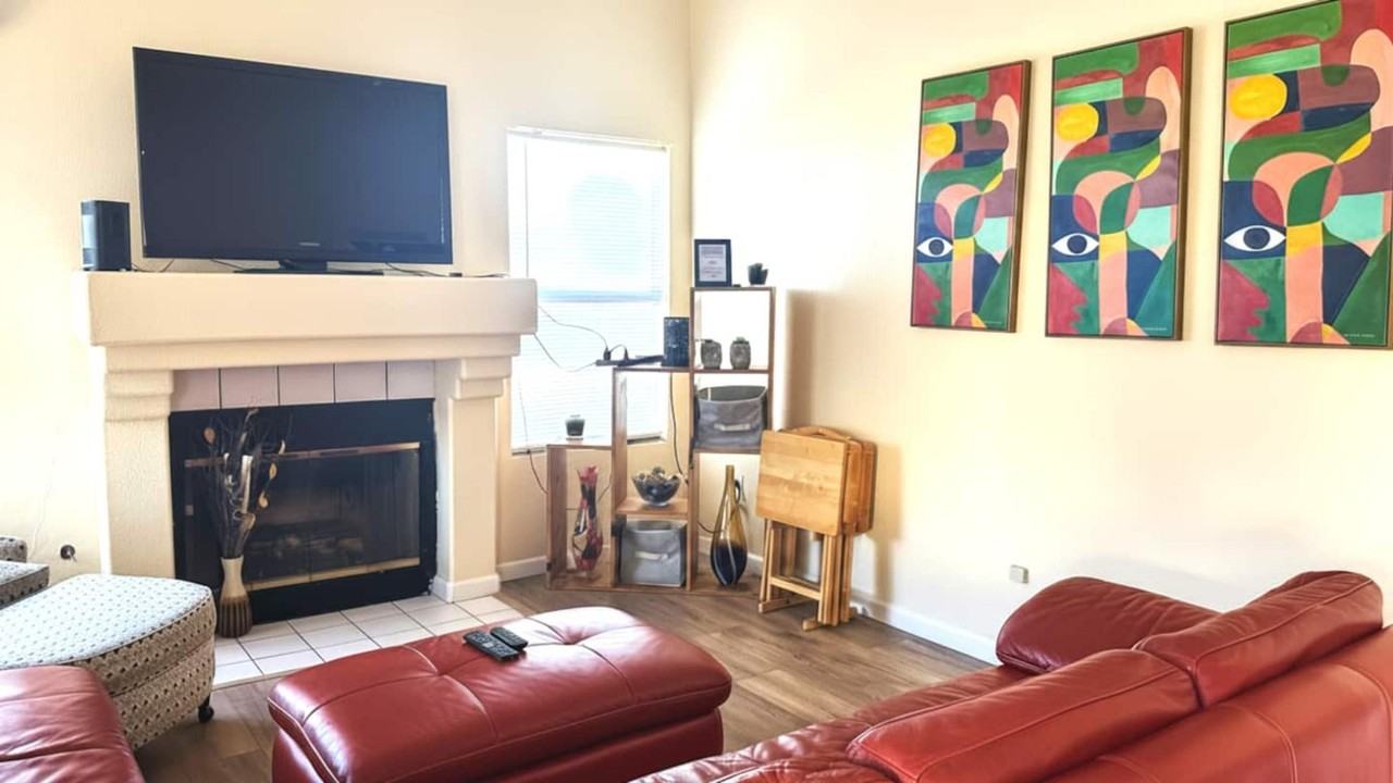 Tampa Ct - Photo 7 of 30