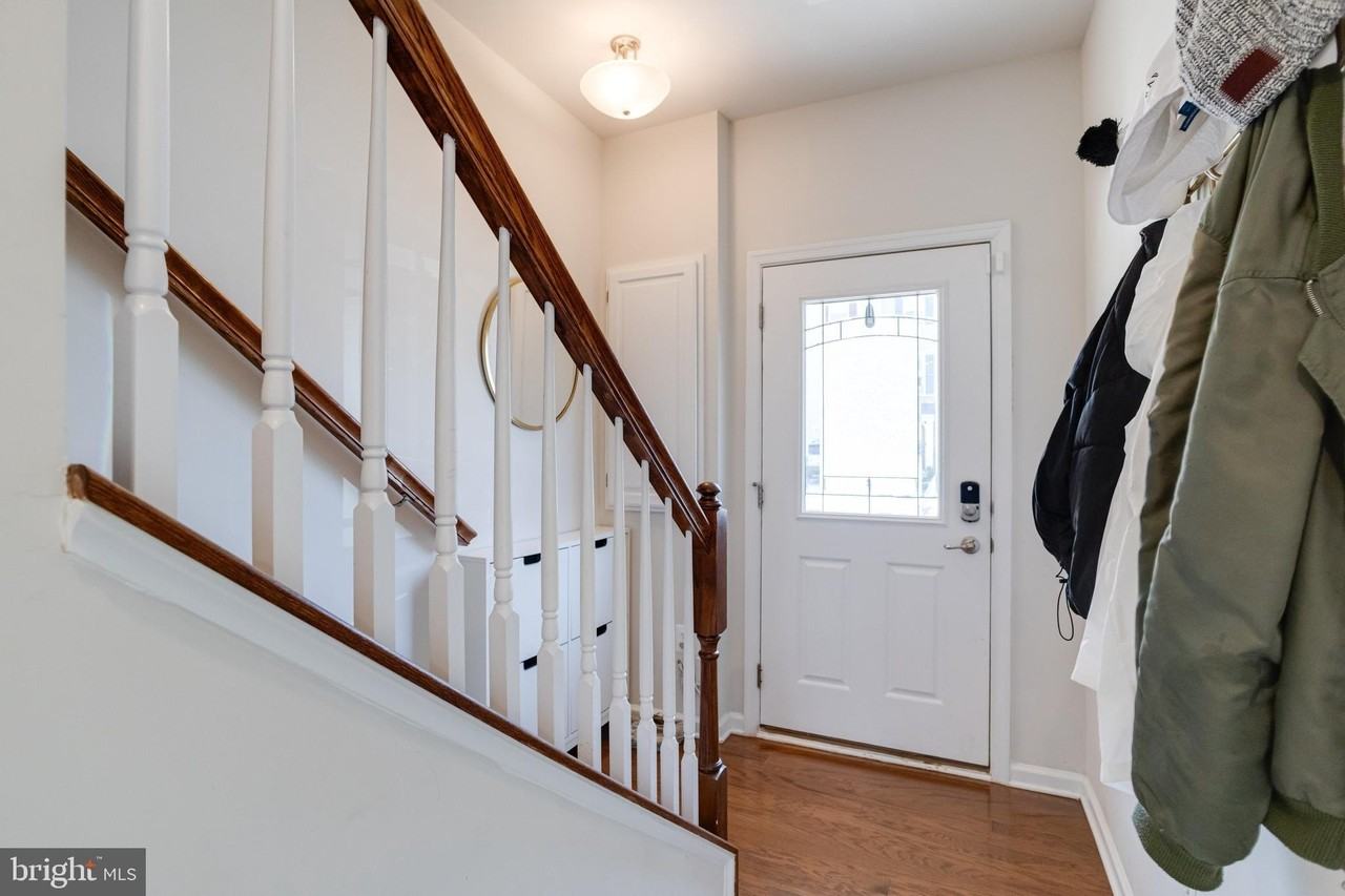 547 Willow Bend Dr - Photo 2 of 50