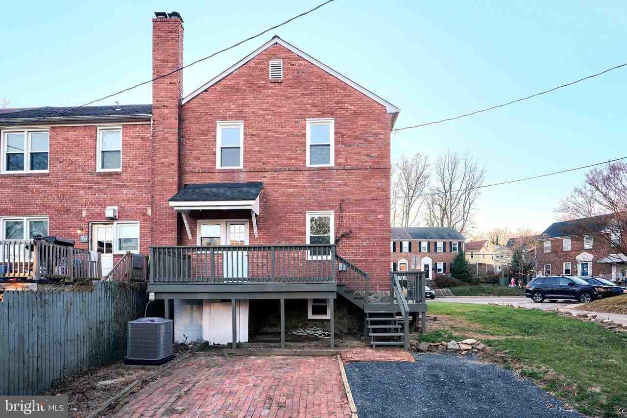 51 Briarwood Rd - Photo 5 of 25