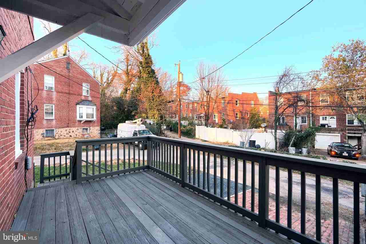 51 Briarwood Rd - Photo 6 of 25