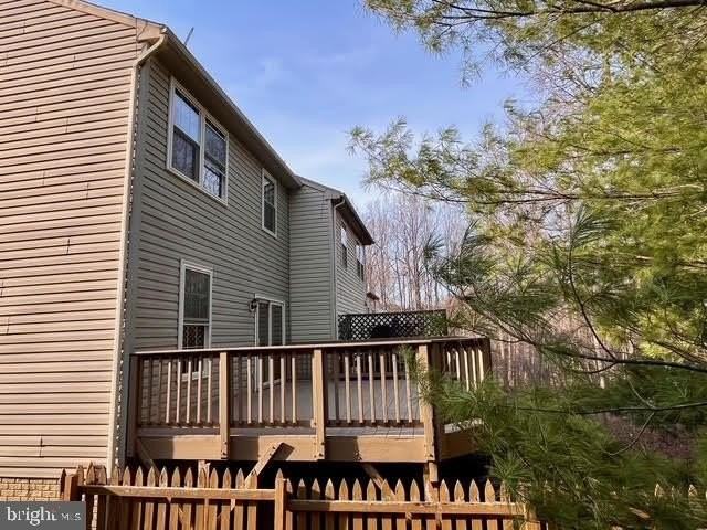 11101 Little Fox Ln - Photo 4 of 27