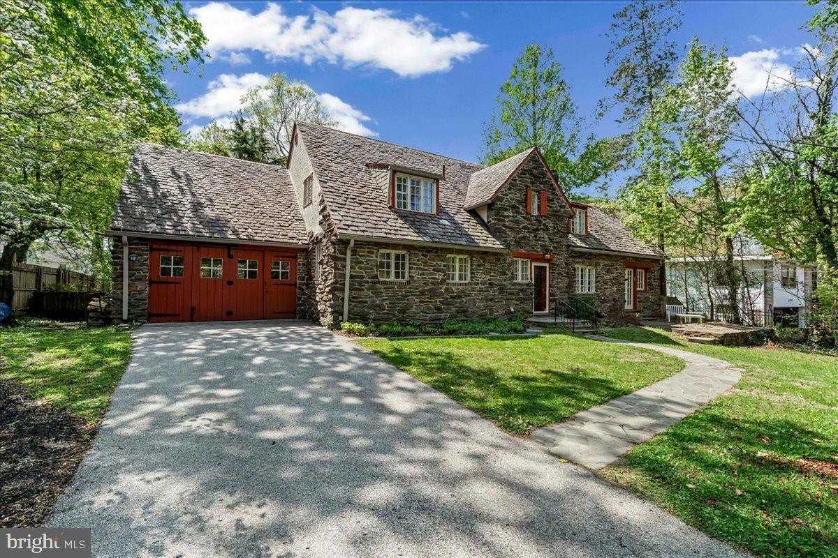 1222 W Wynnewood Rd - Photo 2 of 41