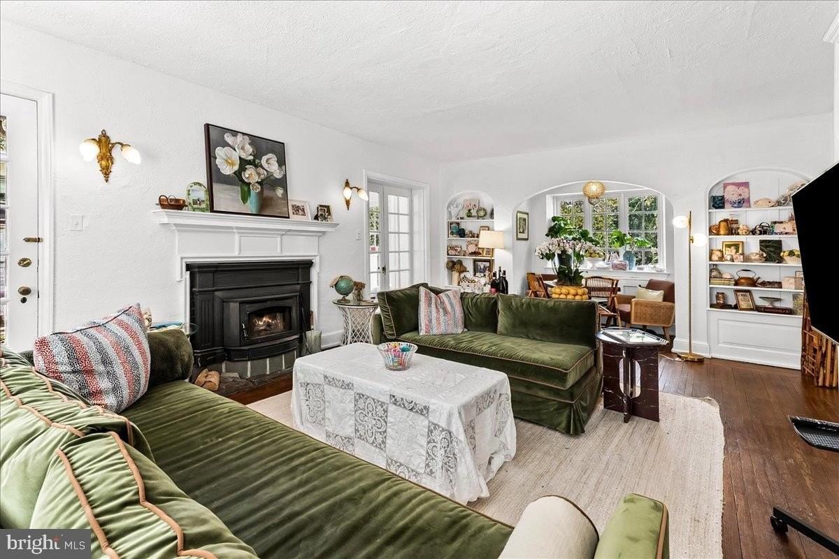 1222 W Wynnewood Rd - Photo 5 of 41