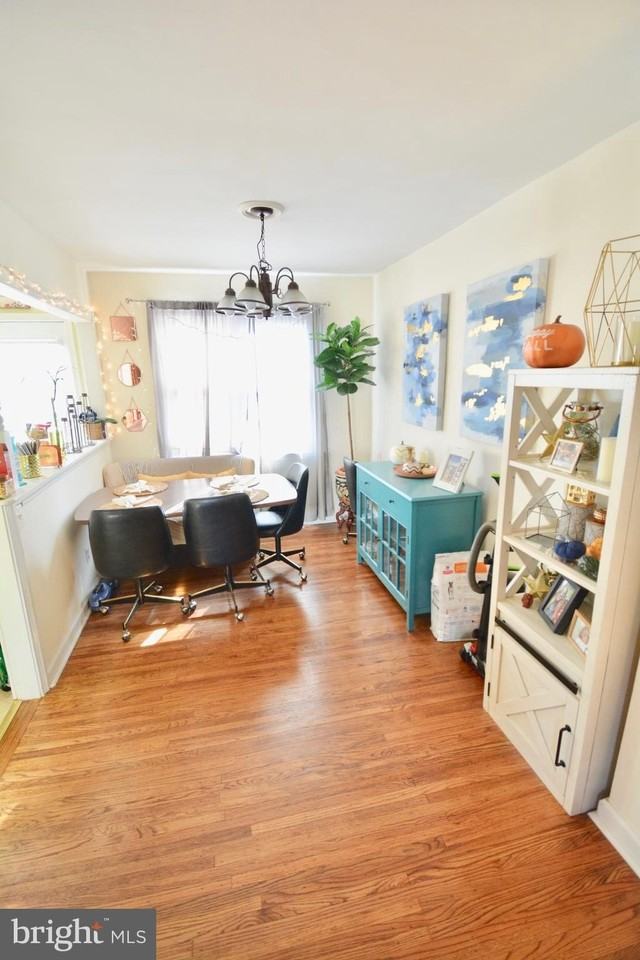 389 Fairway Ter - Photo 3 of 16