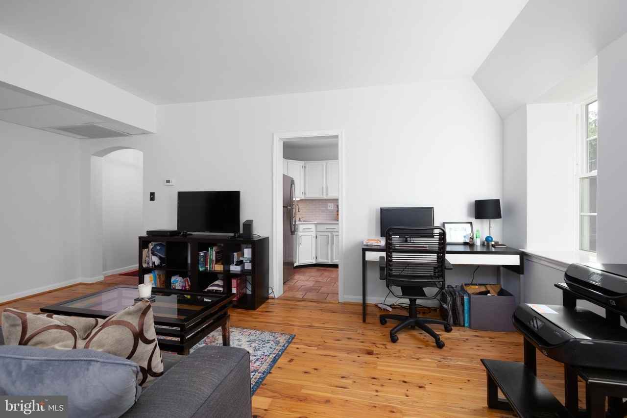 1900 Key Blvd #464 - Photo 6 of 21