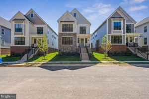 featured image of 23115 Glenwood Heights Cir