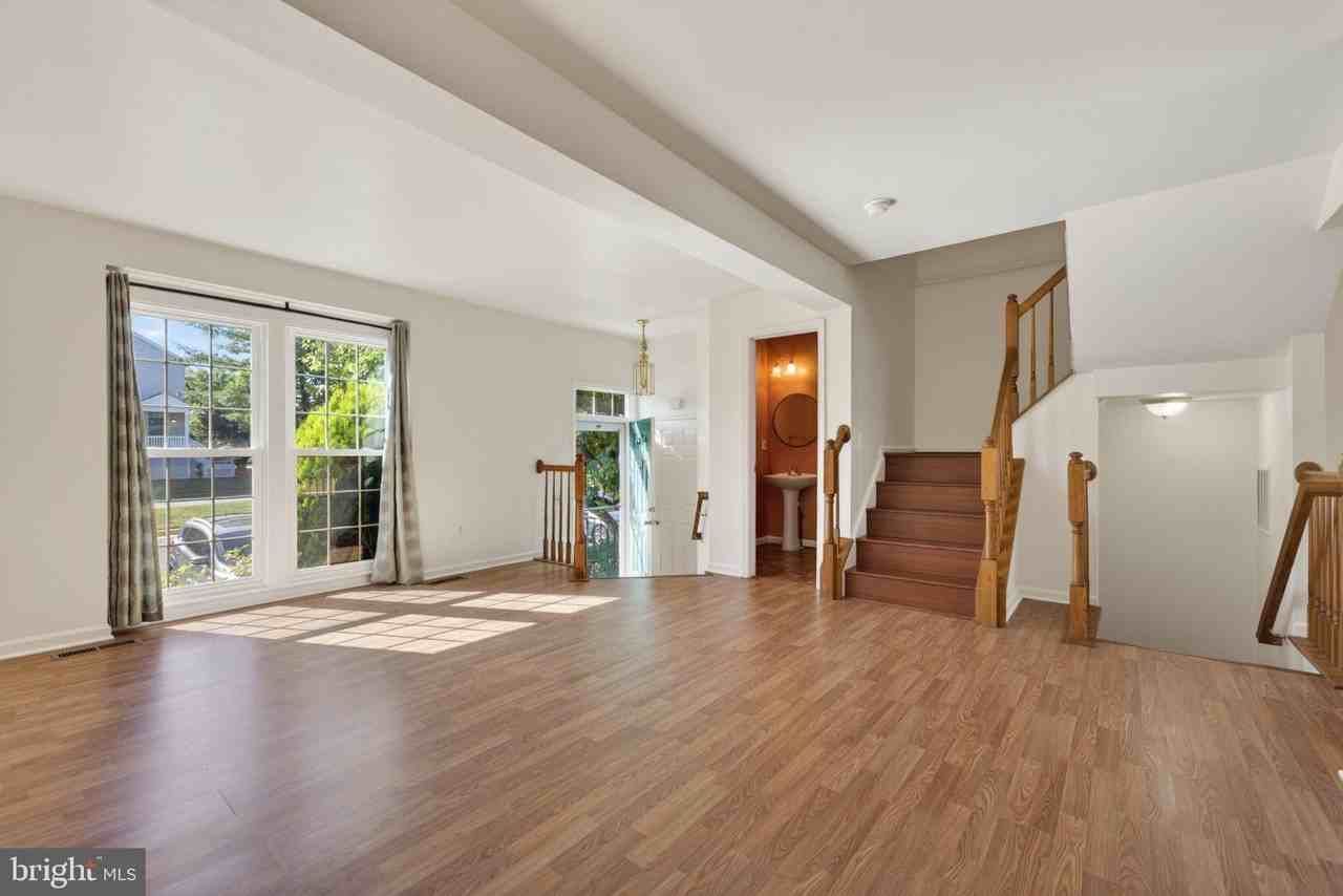 9274 Caladium Dr - Photo 4 of 26