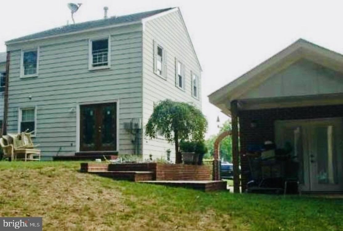 7458 Colton Ln - Photo 5 of 5