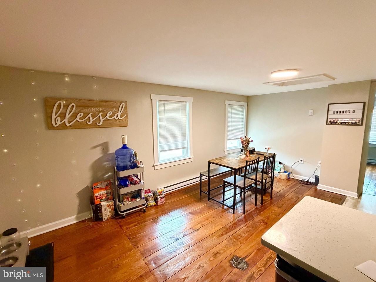 400 E Liberty St #B - Photo 5 of 32