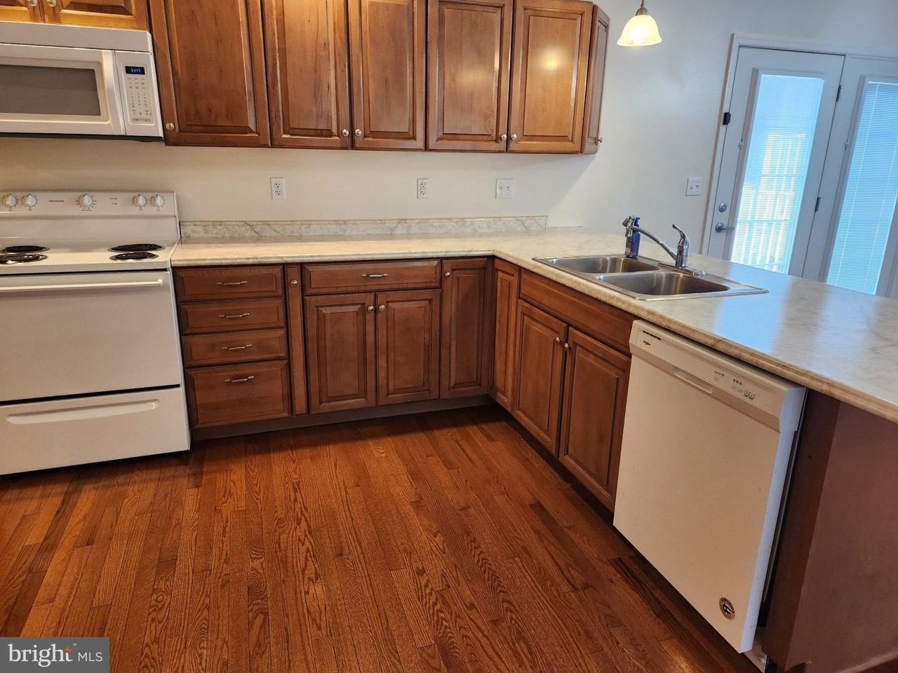 28 Holler Rd #20 - Photo 2 of 18