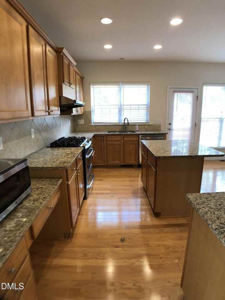 312 Euphoria Cir - Photo 6 of 39