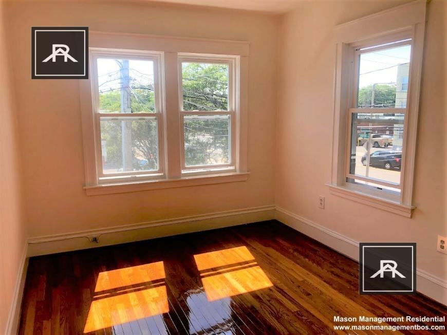 84 Empire St - Photo 5 of 10