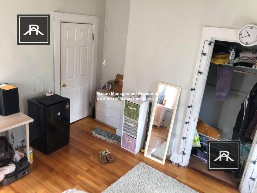 103 Hooker St - Photo 4 of 6