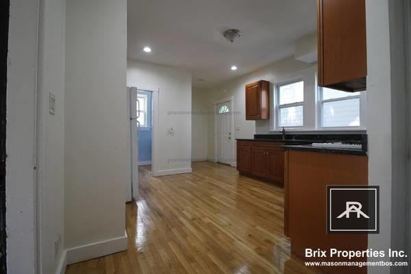 34 Mansfield St - Photo 3 of 10