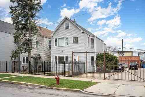 2228 N Major Ave - Photo 2 of 10