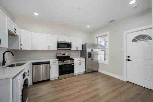 2228 N Major Ave - Photo 3 of 10