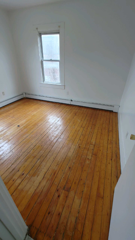 94 Glen St