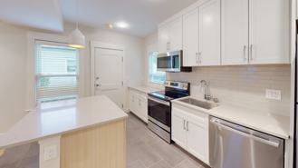 208 Banks St ## 210 - Photo 1 of 1