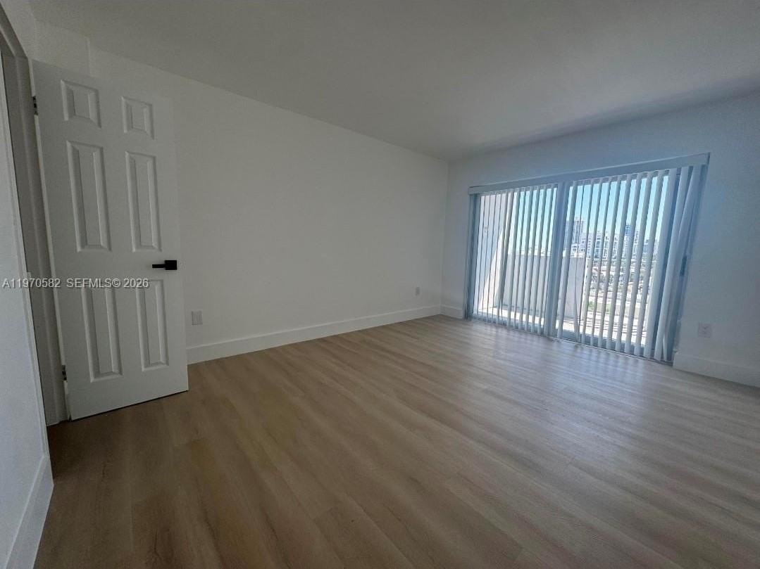 8000 Harding Ave #7A - Photo 6 of 8