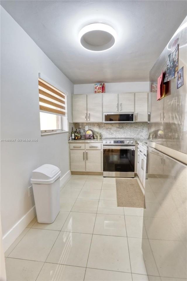 9170 Fontainebleau Blvd #203 - Photo 5 of 12