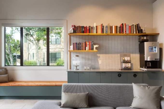 8715 W State Highway 71