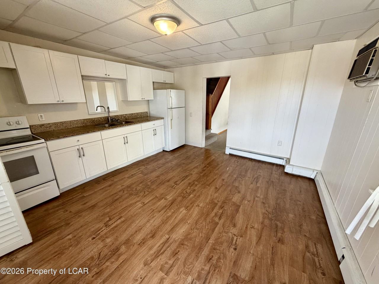 33 Warner St - Photo 5 of 14