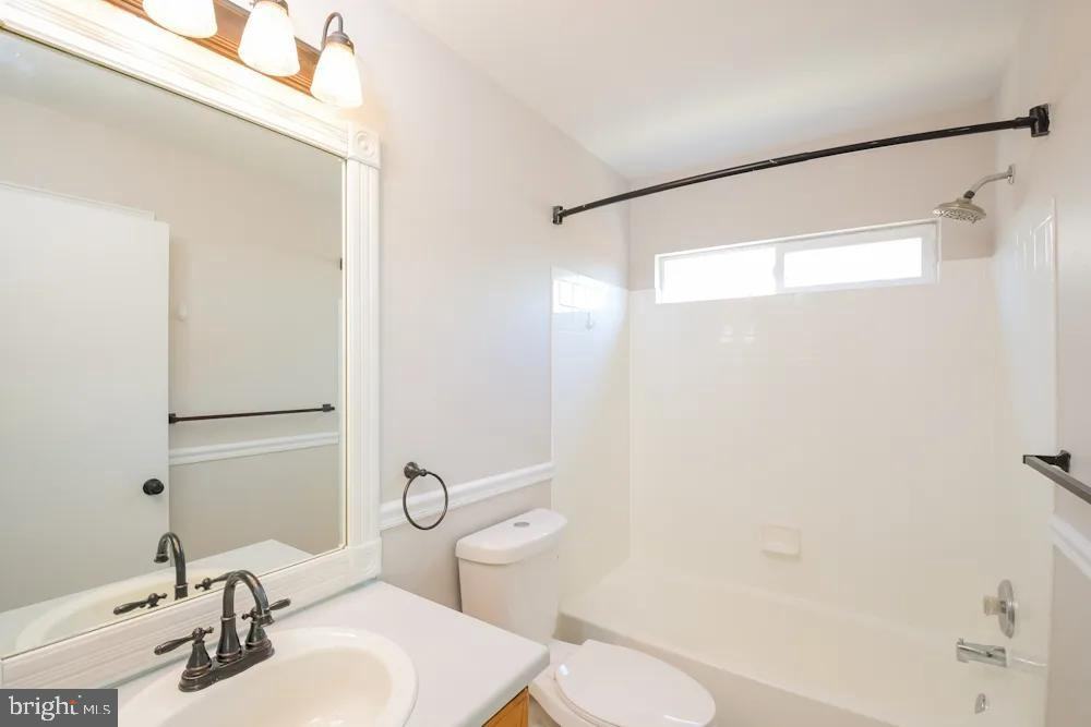 24415 Morgan Rd - Photo 2 of 6