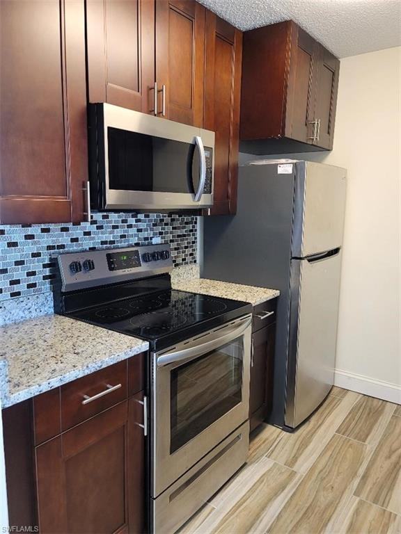 190 Santa Clara Dr - Photo 2 of 25