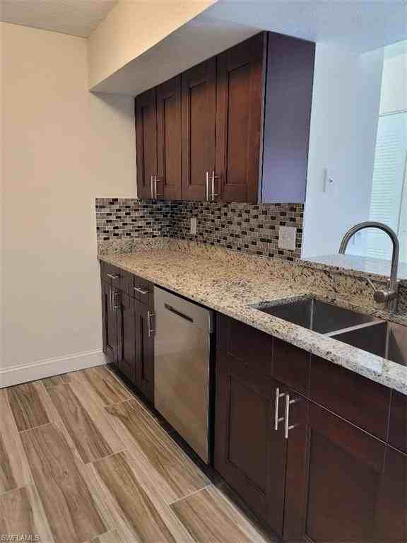 190 Santa Clara Dr - Photo 4 of 25