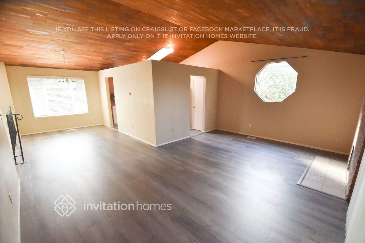 12728 52nd Dr Se - Photo 3 of 15